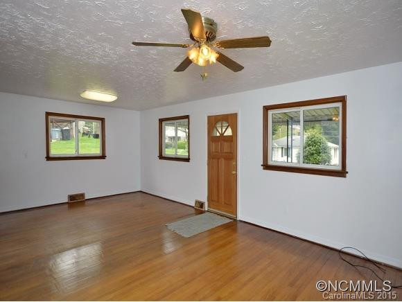629 EAST STREET - Photo 4