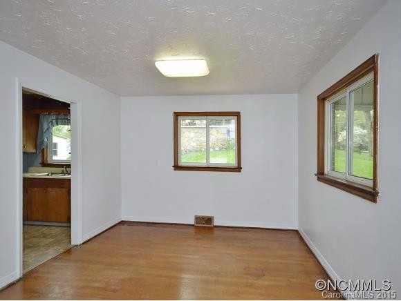 629 EAST STREET - Photo 5
