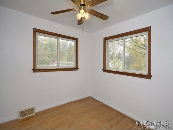 629 EAST STREET - Photo 10