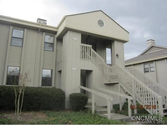 2305 Abbey Circle