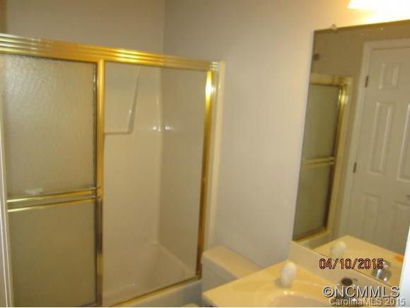 2305 Abbey Circle - Photo 13