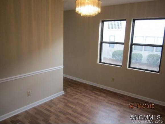 2305 Abbey Circle - Photo 5