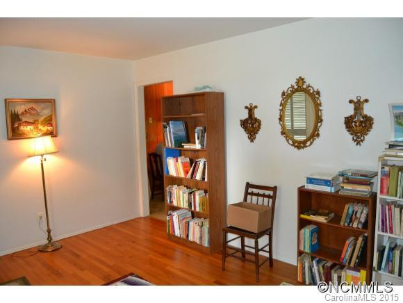 16 Skyview Terrace - Photo 5