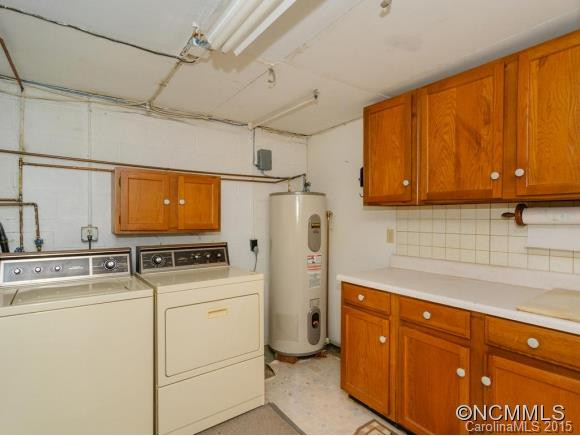 8 RIDGEWOOD AVE - Photo 21