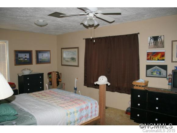 3233 Hebron Road - Photo 15