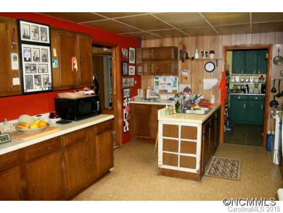 3233 Hebron Road - Photo 3