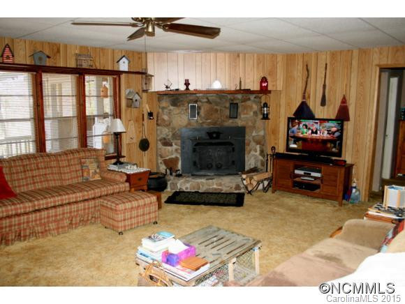 3233 Hebron Road - Photo 4