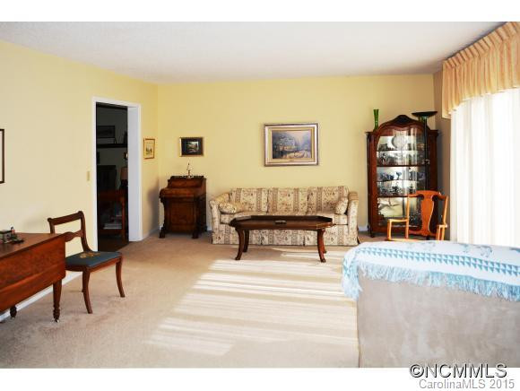 22 Hunters Lane - Photo 4