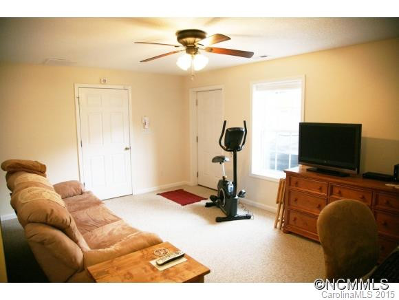 18 Attaberry Court - Photo 13