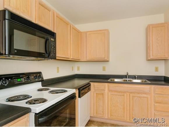 313 Carrington Place - Photo 9