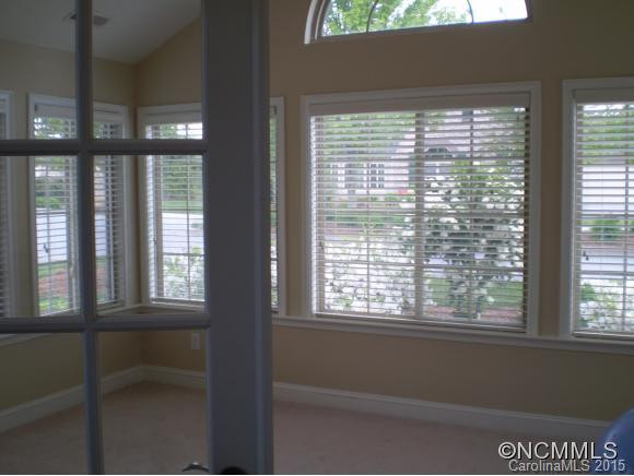 26 Summerfield - Photo 3