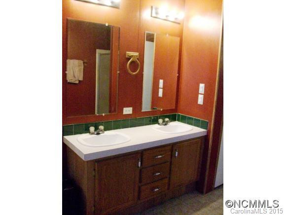 100 Taylor Lane - Photo 9