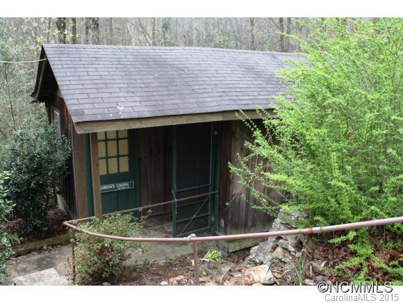 635 Louisiana Avenue - Photo 2