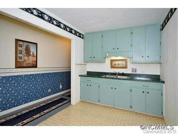 16 W. FAIRWAY DRIVE - Photo 18