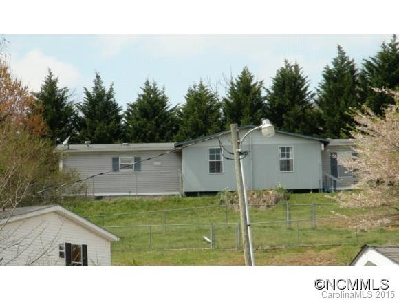 110 Heather Dr - Photo 2