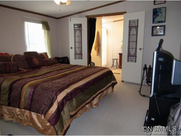 110 Heather Dr - Photo 12