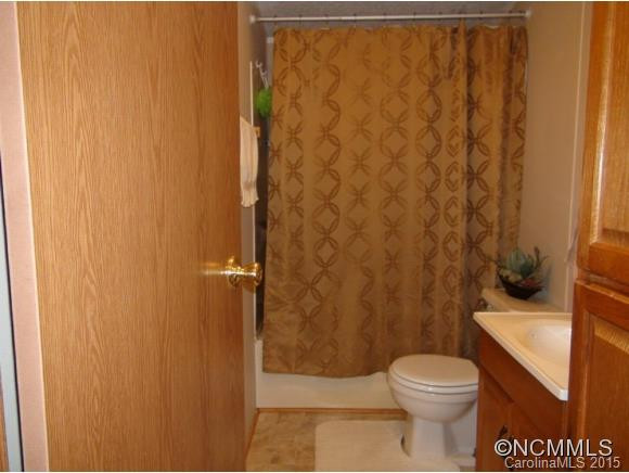 110 Heather Dr - Photo 16