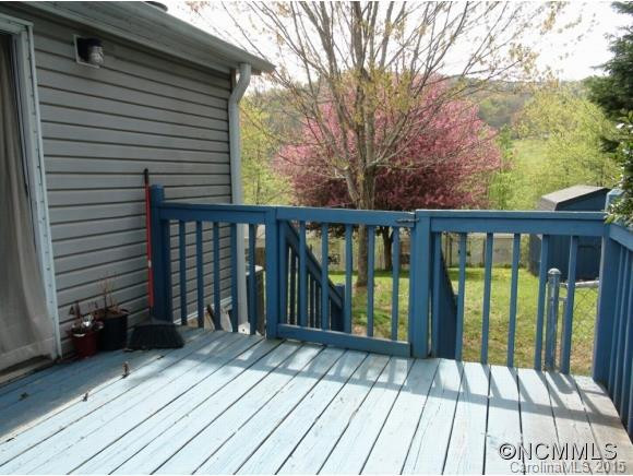110 Heather Dr - Photo 18