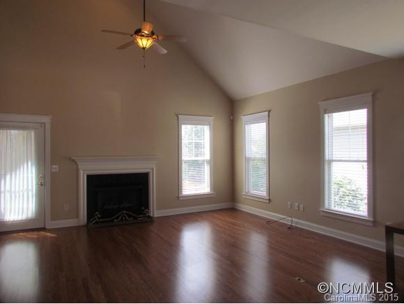 1514 Kentmere Lane - Photo 4