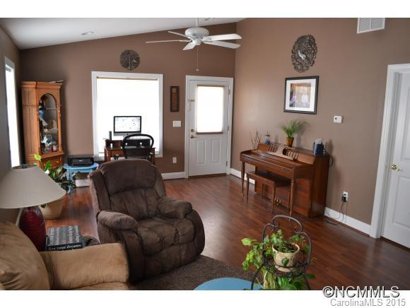 103 Fickley Drive - Photo 3