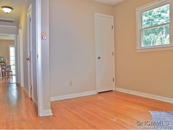 105 JEANIE AVENUE (+/- .6 ac.) - Photo 14