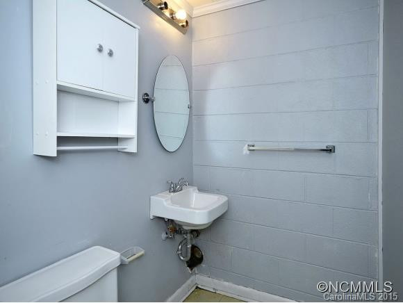 105 JEANIE AVENUE (+/- .6 ac.) - Photo 17