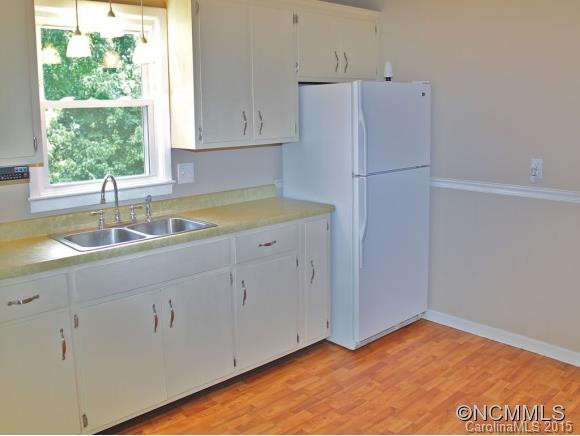 105 JEANIE AVENUE (+/- .6 ac.) - Photo 8