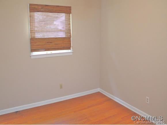 105 JEANIE AVENUE (+/- .6 ac.) - Photo 10