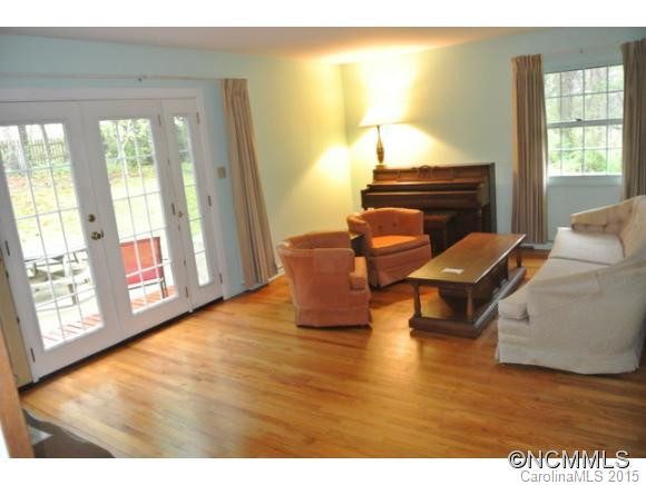 30 Forestdale Drive - Photo 2