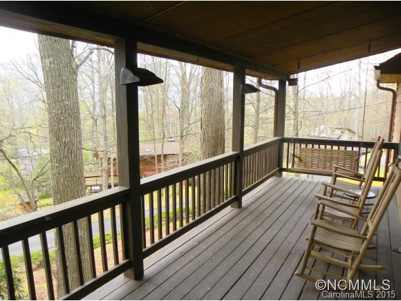 585 Summit Drive - Photo 19