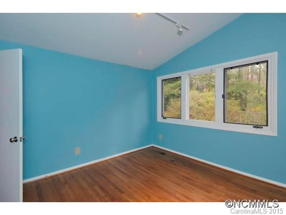 327 Vanderbilt Road - Photo 15
