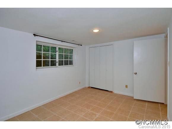 327 Vanderbilt Road - Photo 21