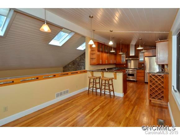 327 Vanderbilt Road - Photo 8