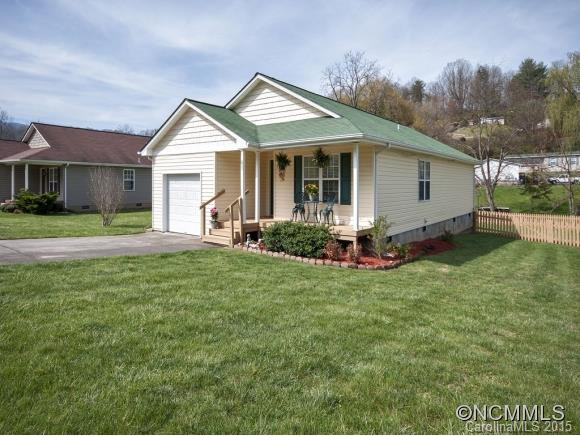 61 VILLAGE STREET - Photo 13