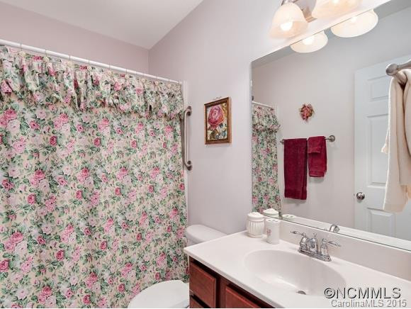 61 VILLAGE STREET - Photo 9