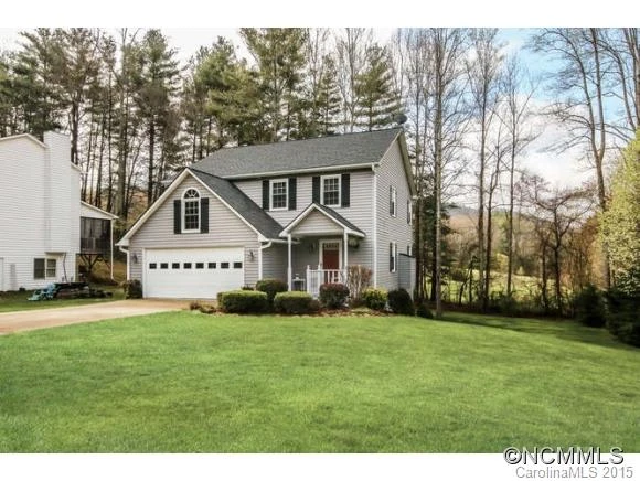 15 Sweetbriar Court