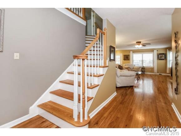 15 Sweetbriar Court - Photo 3