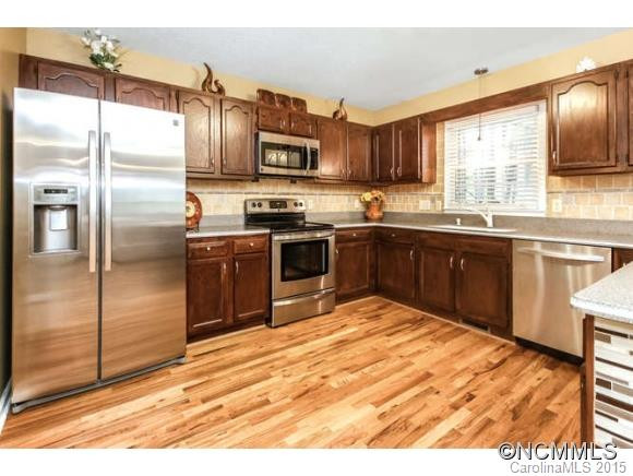 15 Sweetbriar Court - Photo 7