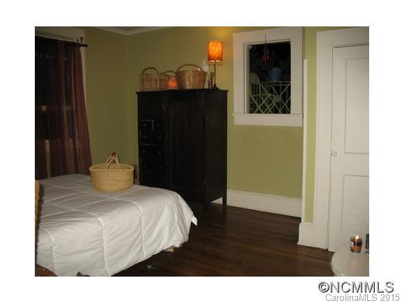 32 Crescent Street - Photo 3