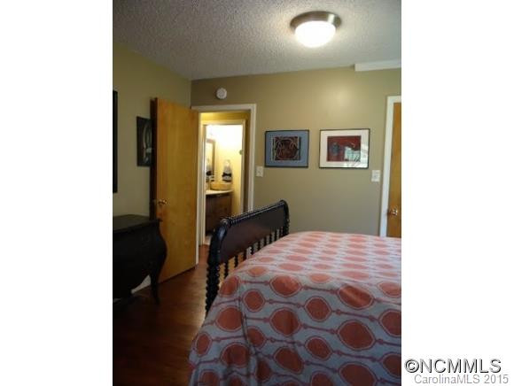 8 Coffey Pl - Photo 18