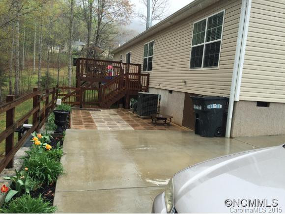 28 SLICK ROCK RD. - Photo 2