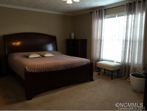 28 SLICK ROCK RD. - Photo 10