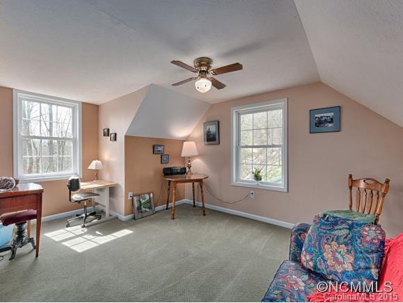 74 WOODSTONE WAY - Photo 13
