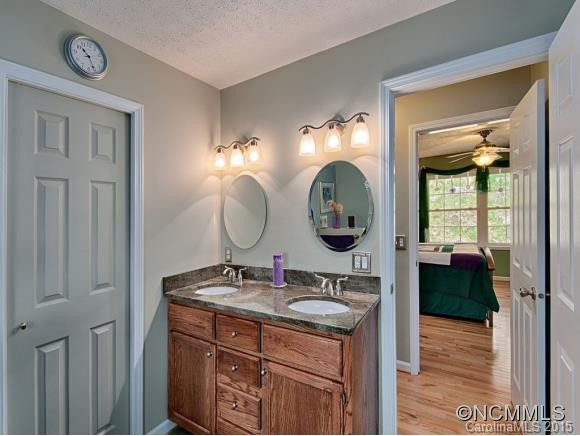 74 WOODSTONE WAY - Photo 10