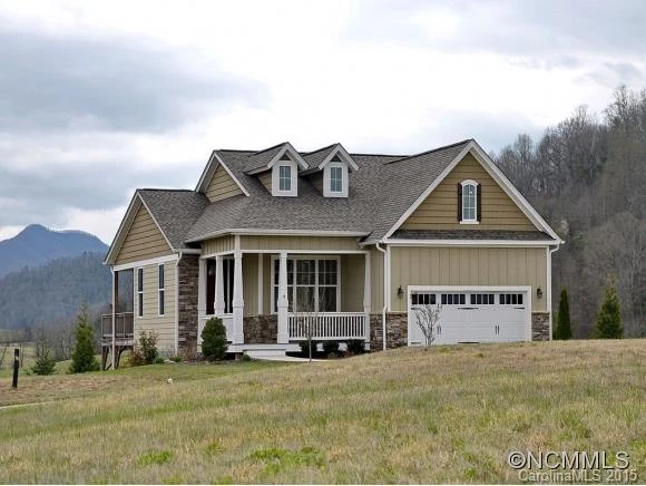 8 Rose Creek Road