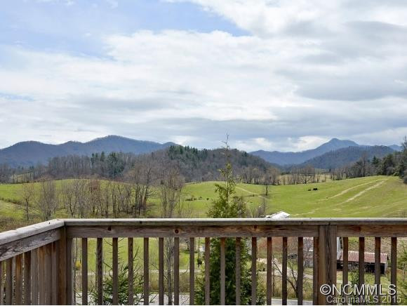 8 Rose Creek Road - Photo 10