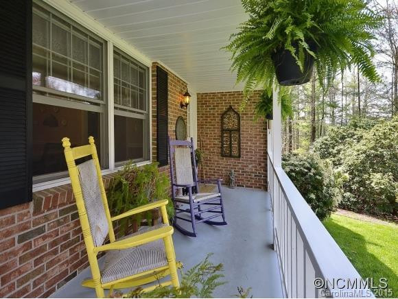 231 RAINTREE DRIVE - Photo 2
