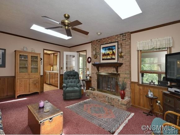 231 RAINTREE DRIVE - Photo 8