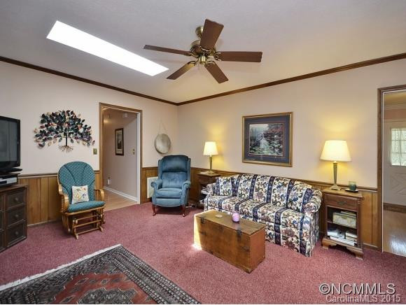 231 RAINTREE DRIVE - Photo 9