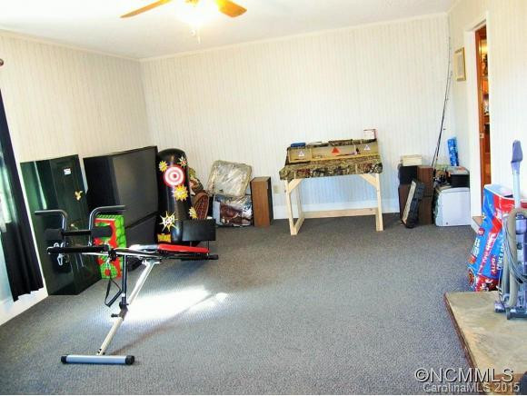 99 Spring Drive - Photo 9
